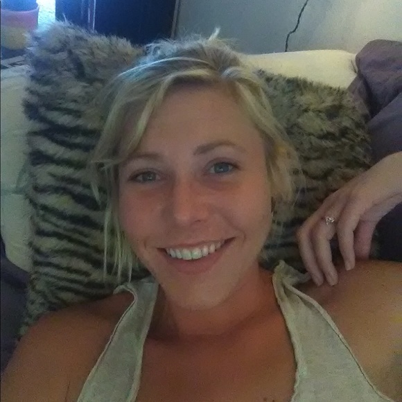 Meet your Posher, Brittany - Picture 1 of 1